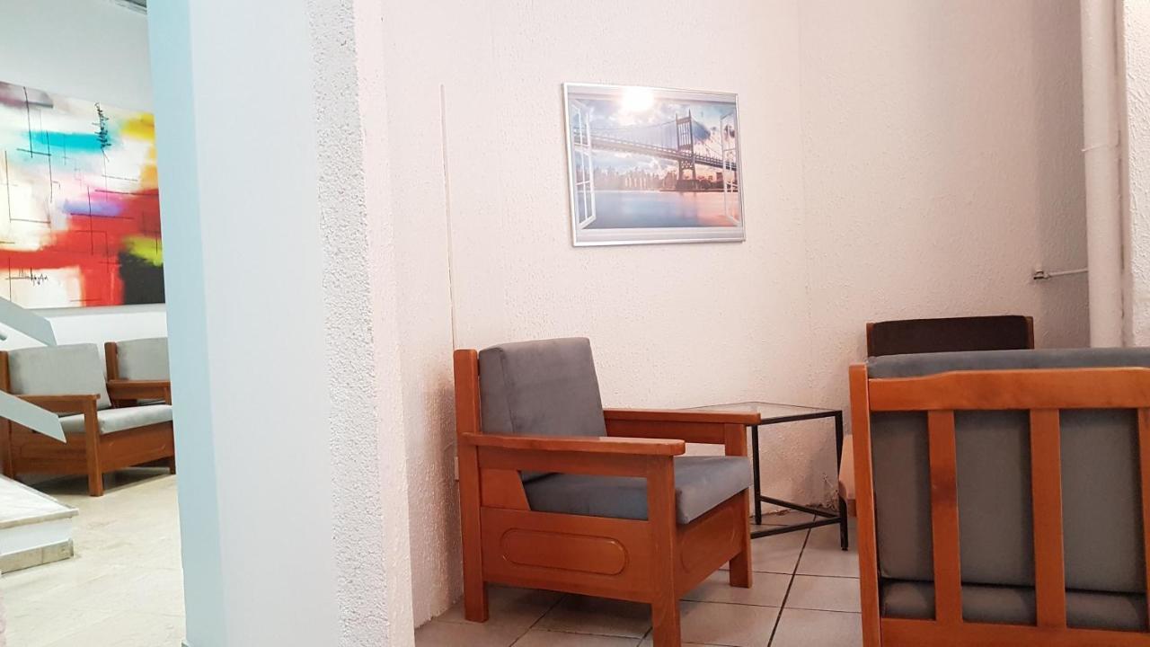Palette Apartment Chocolate - Athens Center, 6 Bd, 3 Bath Luaran gambar