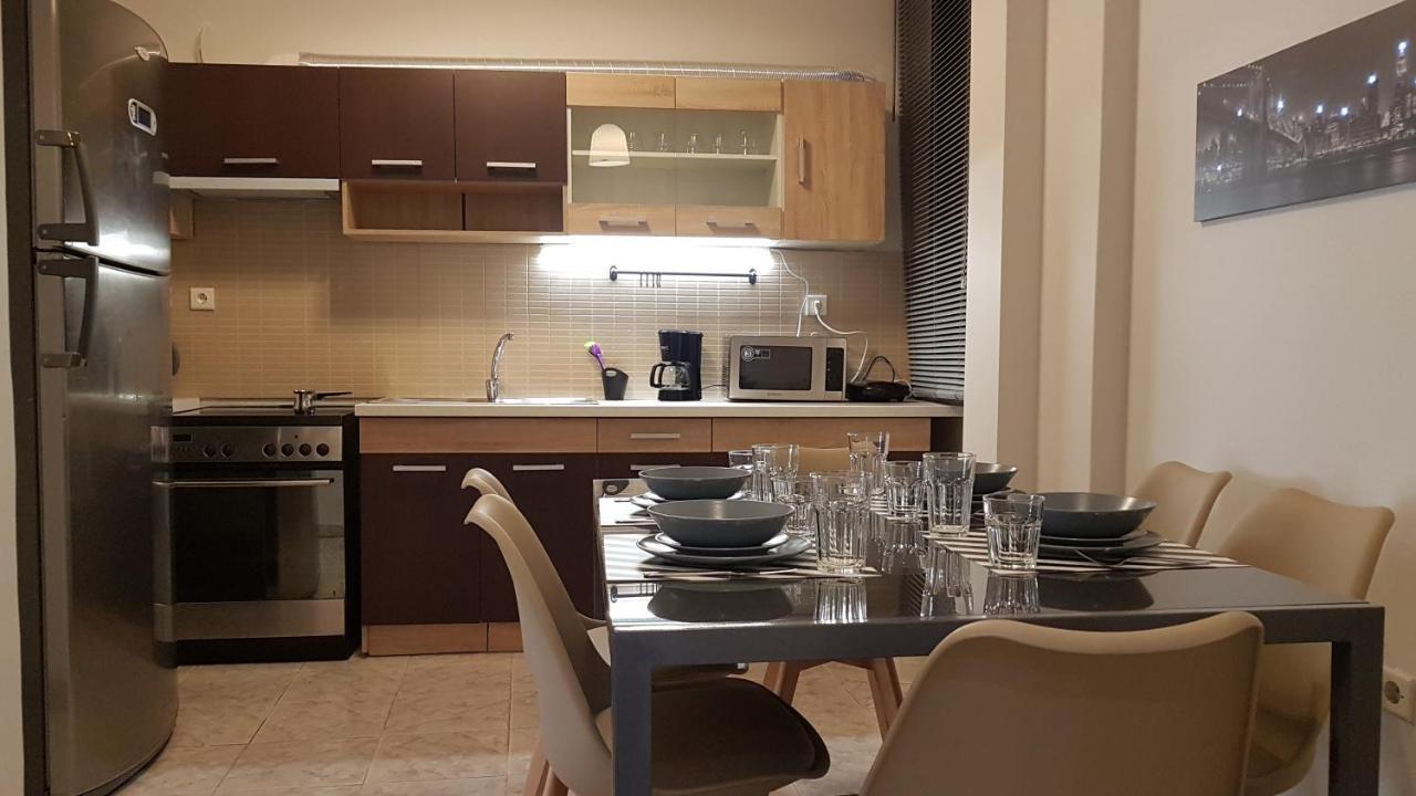 Palette Apartment Chocolate - Athens Center, 6 Bd, 3 Bath Luaran gambar
